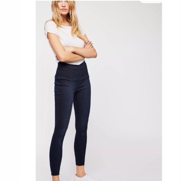 Free People Denim - Free People Pull On Skinny Jeans with Raw Hem